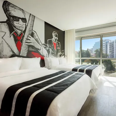 Hf Fenix Music Hotel 3*