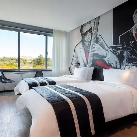 Hotel Hf Fenix Music