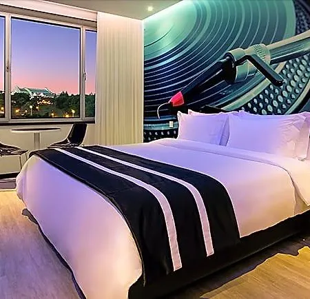 Hf Fenix Music Hotel 3*