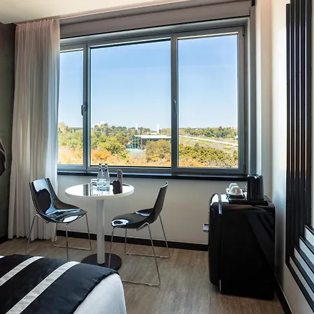 Hotel Hf Fénix Music 3*