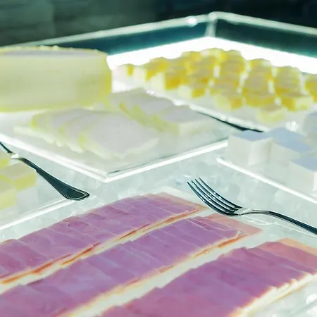 Hf Fenix Music Hotel 3*