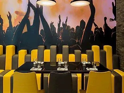 Hf菲尼克斯音乐酒店